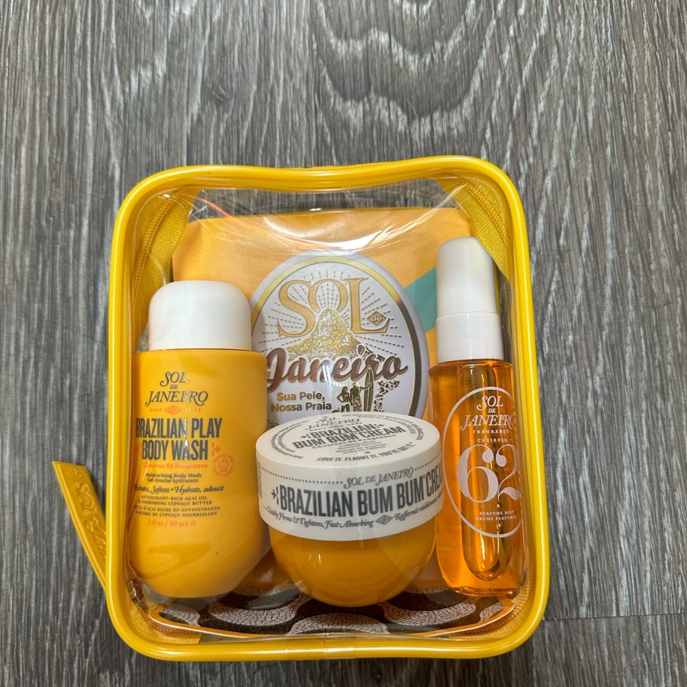 Sol De Janeiro Set 62
